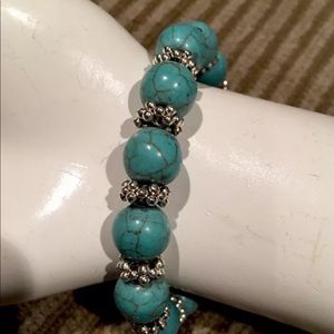 Turquoise‎ beads stretch bracelet